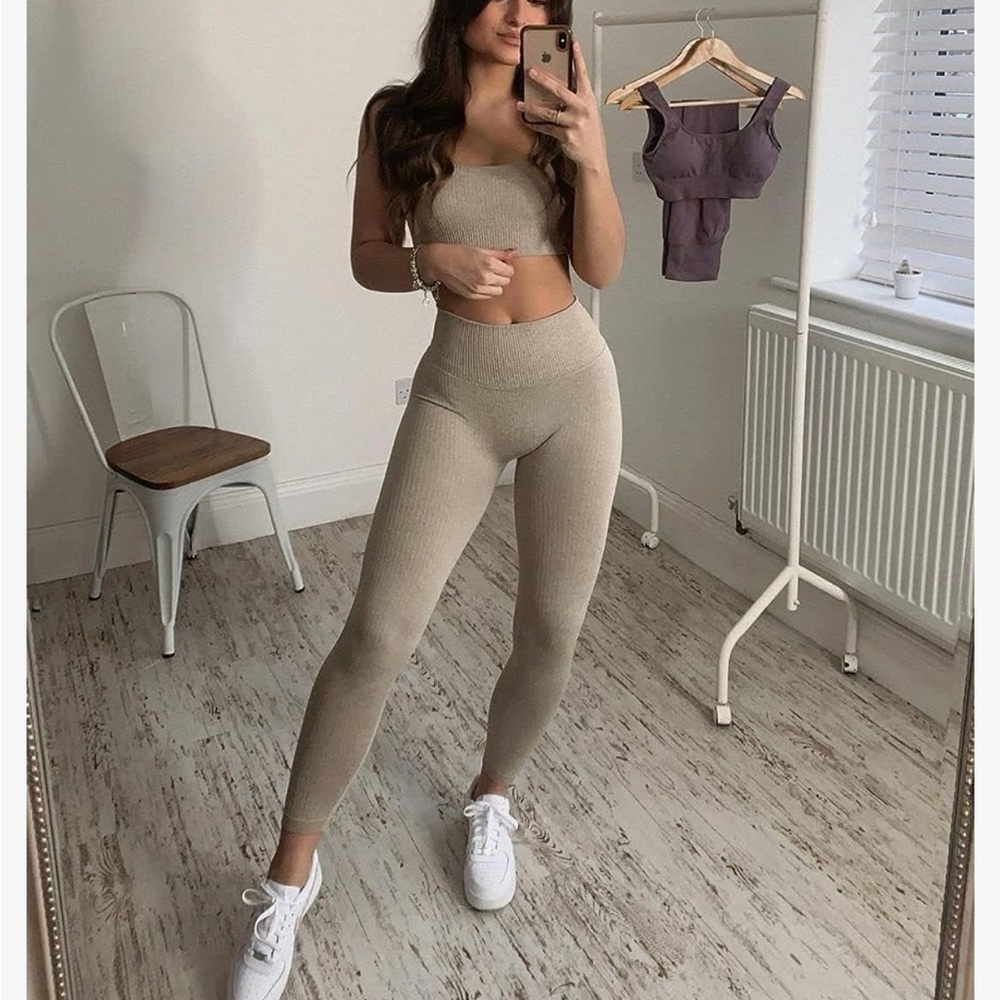 Beige Ribbed Workout Set - Picture 3 of 7